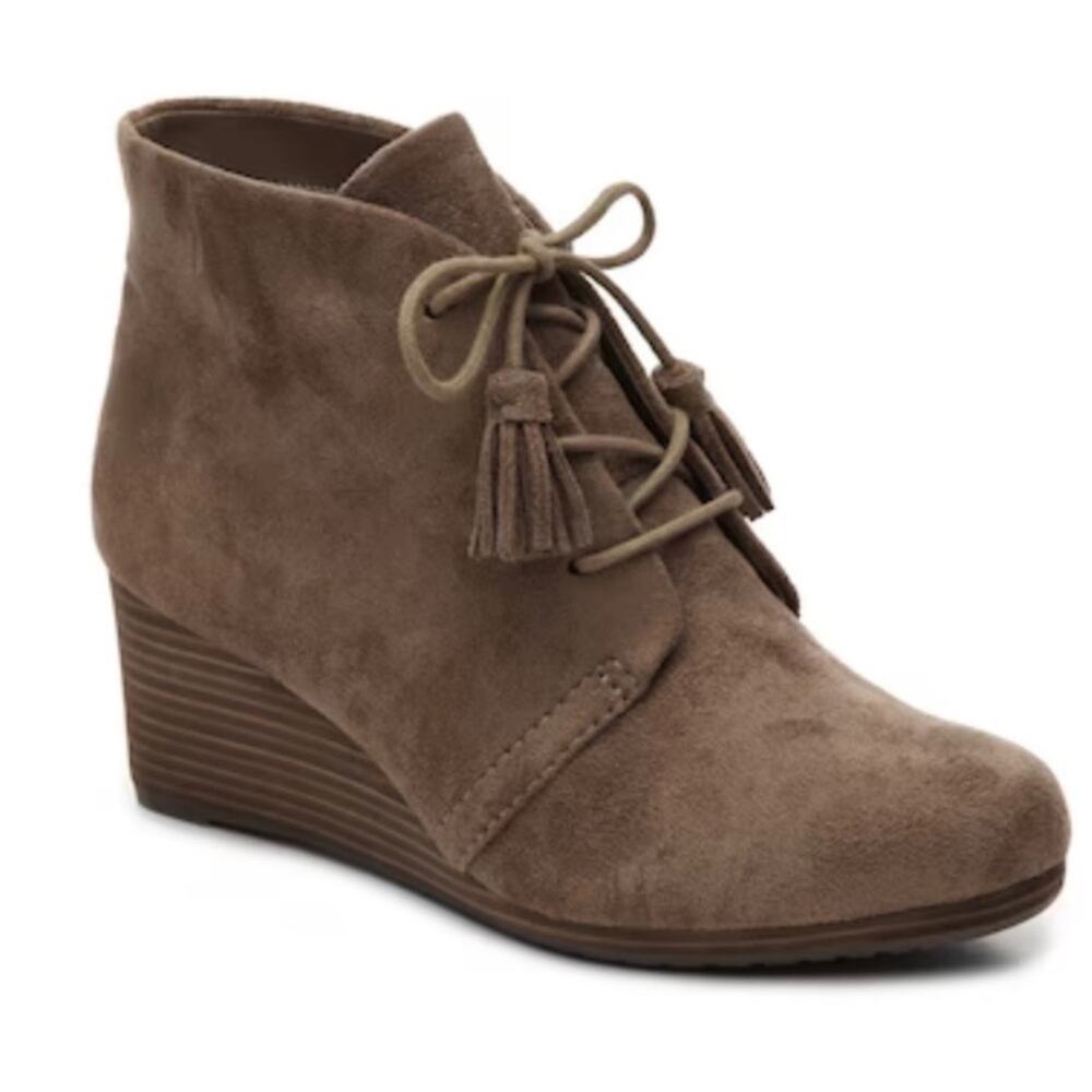 Dr. Scholl's Women's Dakota Faux Suede Taupe Wedge Bootie in Stucco Size 8.5